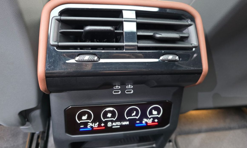 BMW 5-Series 530i xDrive M Sport, 2024