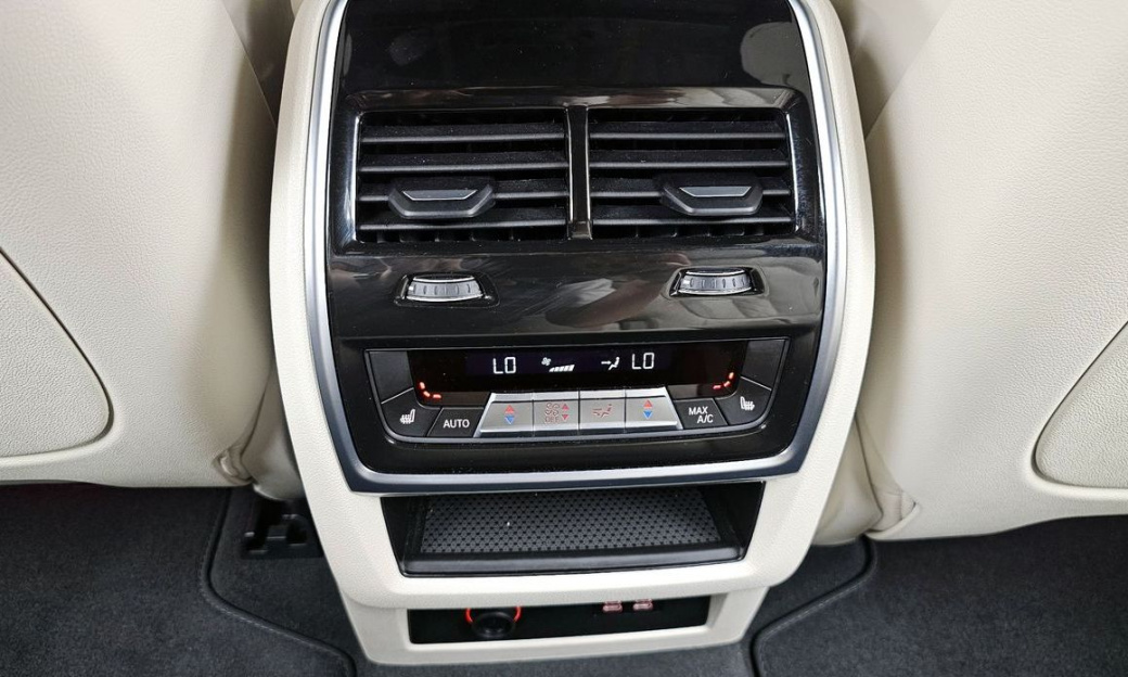 BMW X7 xDrive 40i M Sport 7STR, 2025
