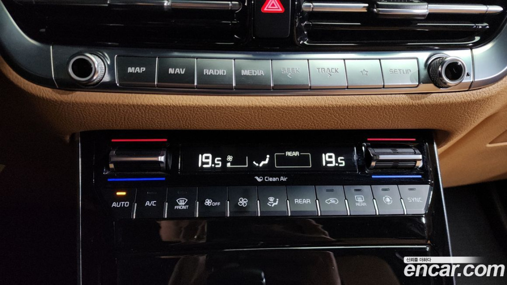Kia Mohave Diesel 3.0 4WD 7-Seater, 2021