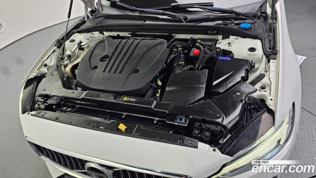 Volvo S60 B5 Inscription, 2022