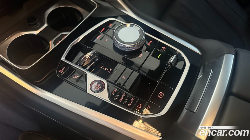 BMW X6 xDrive40i M Sport, 2025