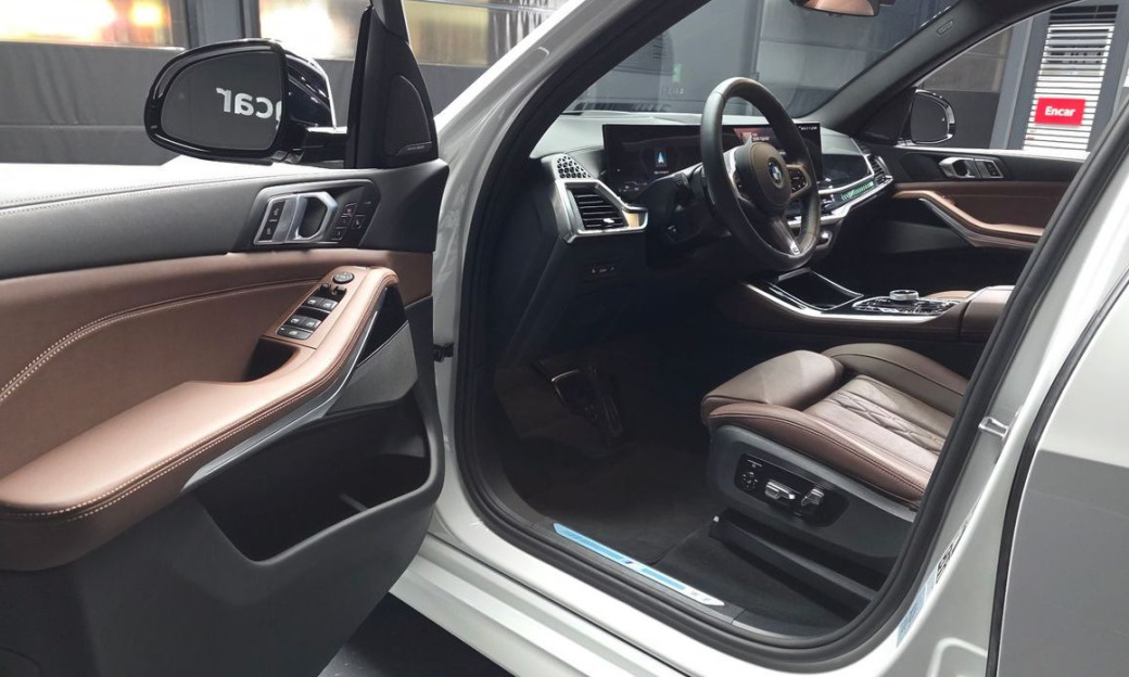 BMW X5 xDrive 40i M Sport, 2025