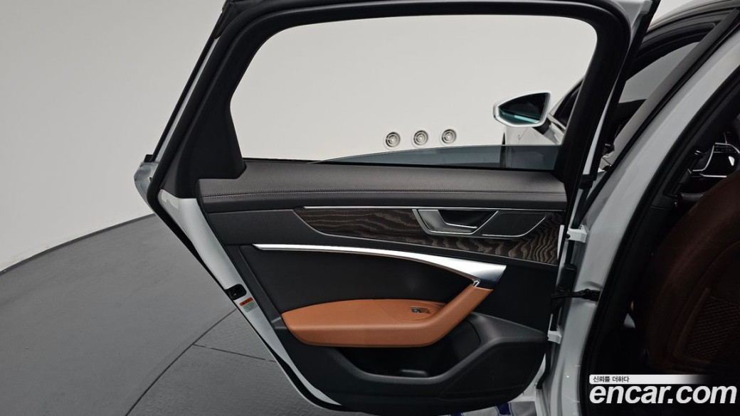 Audi A6 45 TFSI Quattro Premium, 2023