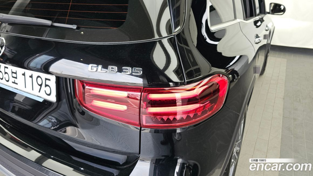 Mercedes-Benz GLB-Class AMG GLB35 4MATIC, 2024