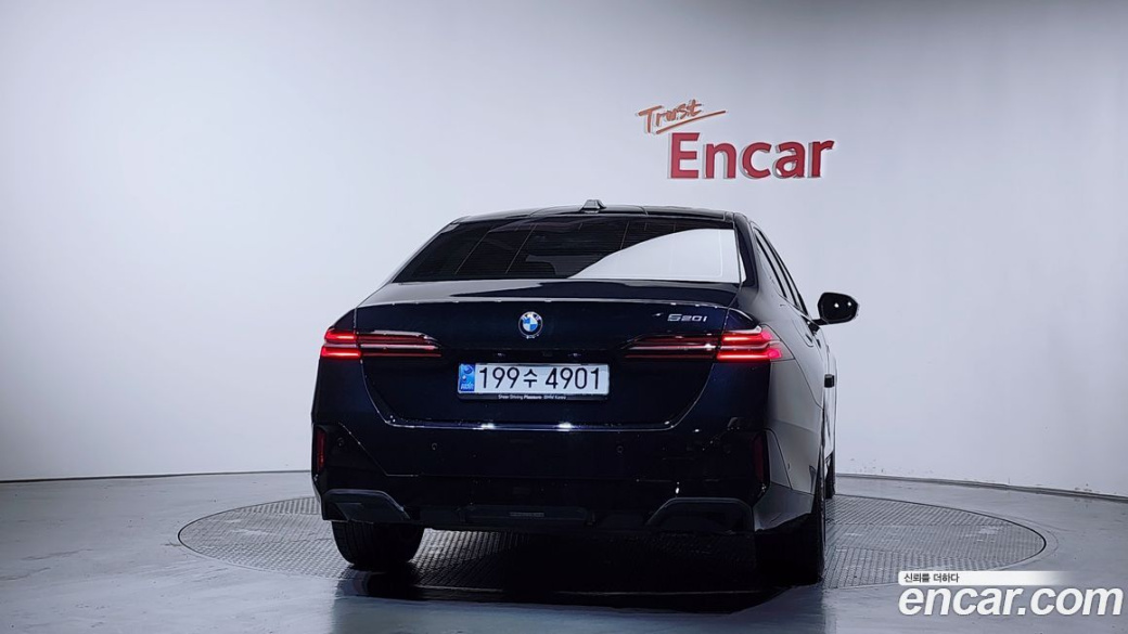 BMW 5-Series 520i M Sport, 2024