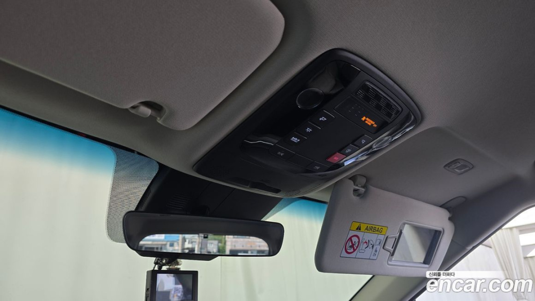 Kia Carnival 9-Seater Noblesse, 2024