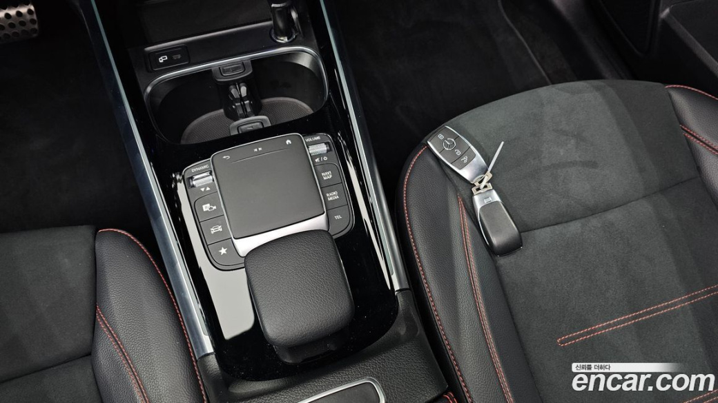 Mercedes-Benz GLA-Class GLA250 4MATIC, 2022