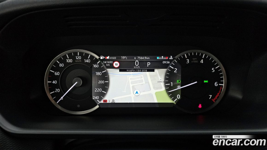 Land Rover Discovery P360 R-Dynamic SE, 2023
