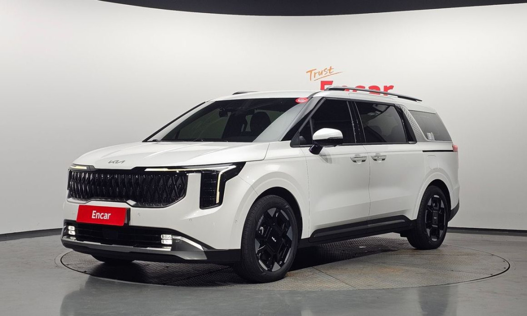 Kia Carnival 9-Seater Noblesse, 2024