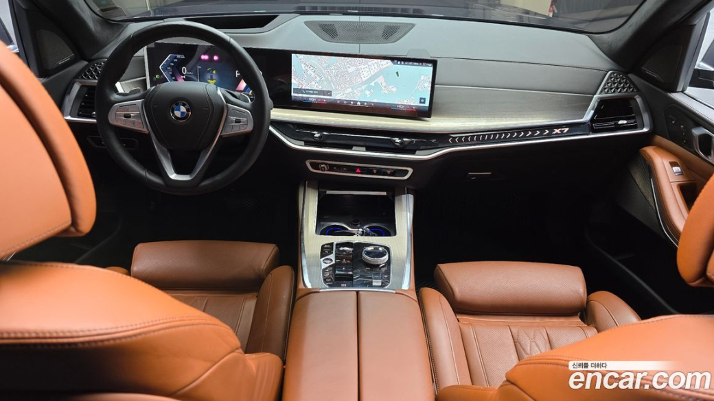 BMW X7 xDrive 40i Design Pure Excellence 6-Seater, 2025