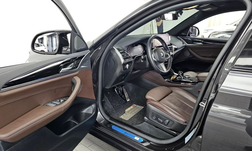 BMW X4 xDrive M40i, 2024