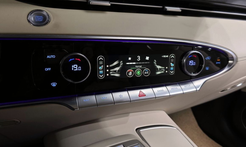 Genesis GV70 2.5T Gasoline 2WD, 2023