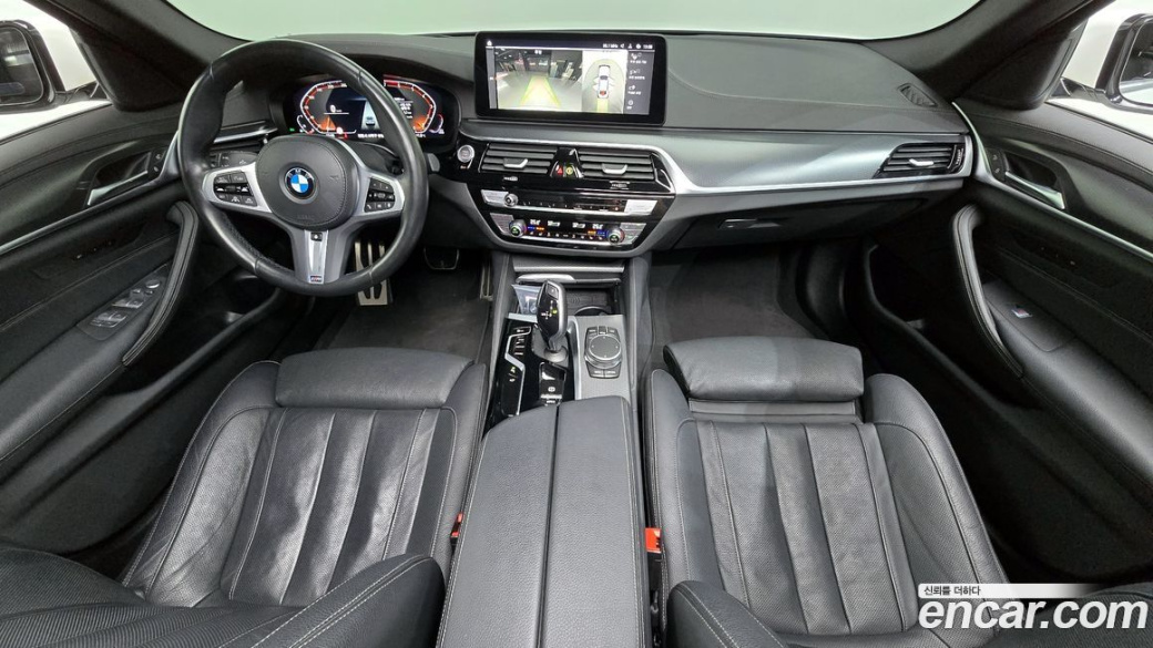 BMW 5-Series 520i M Sport, 2023