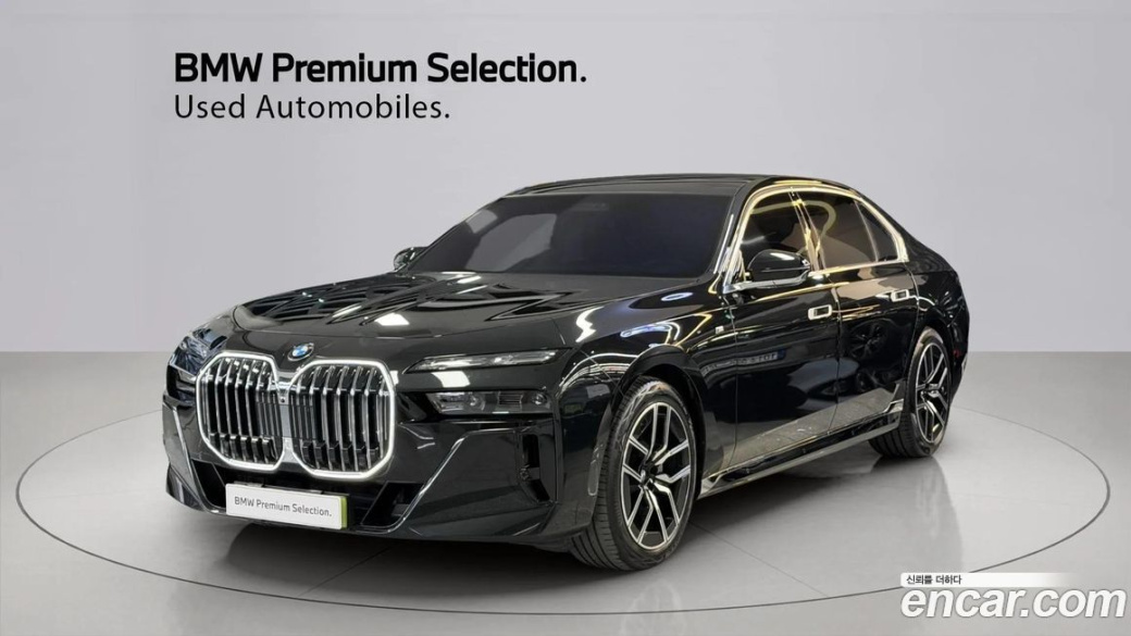 BMW 7-Series 740i xDrive M Sport, 2025