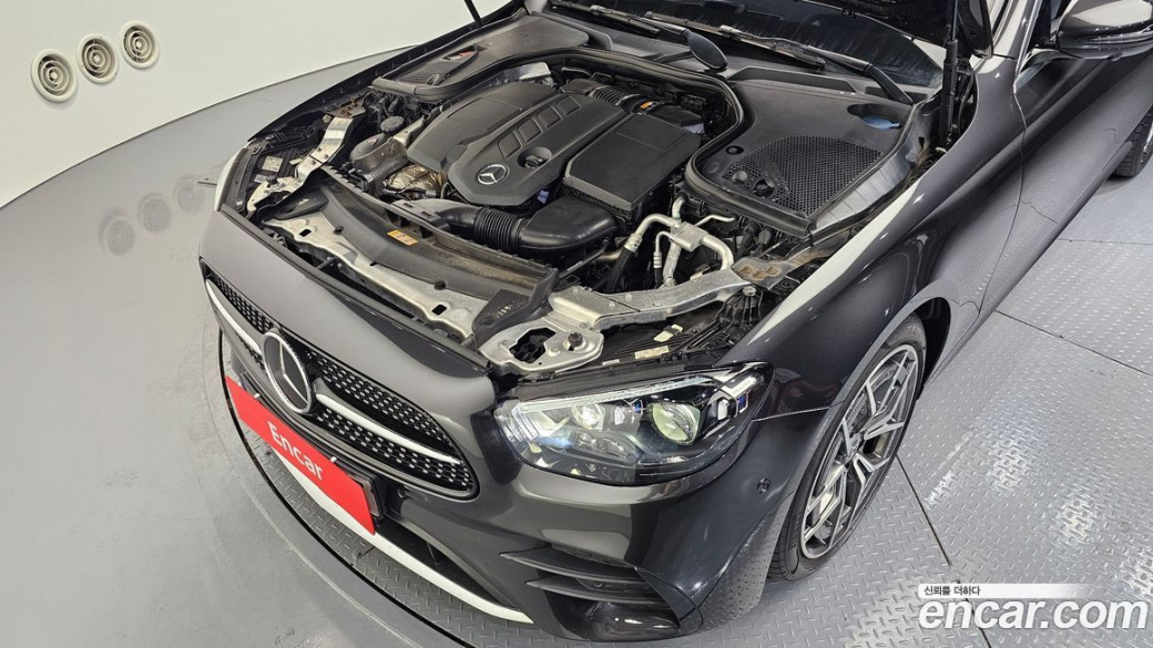 Mercedes-Benz E-Class E220d 4MATIC AMG Line, 2022
