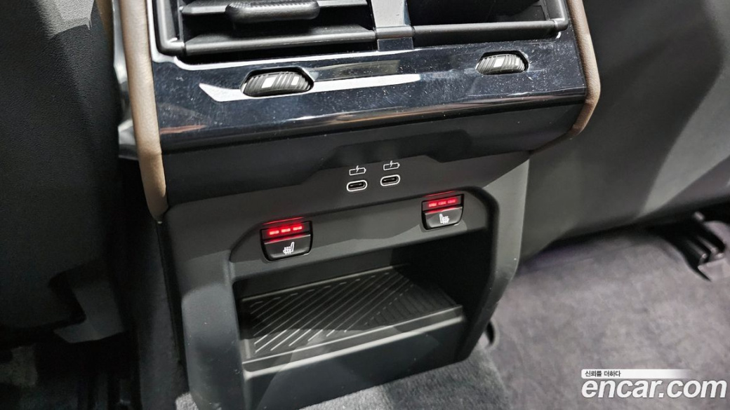 BMW 5-Series 520i M Sport, 2025