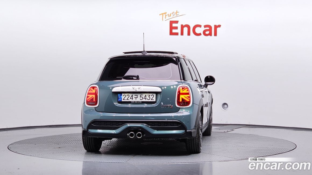 Mini Cooper 5Door Multitione Edition, 2023