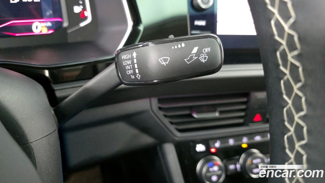 Volkswagen Jetta 1.5 TSI Prestige, 2023