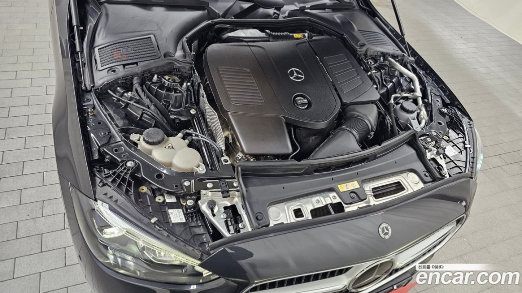 Mercedes-Benz C-Class C200 4MATIC Avantgarde, 2022