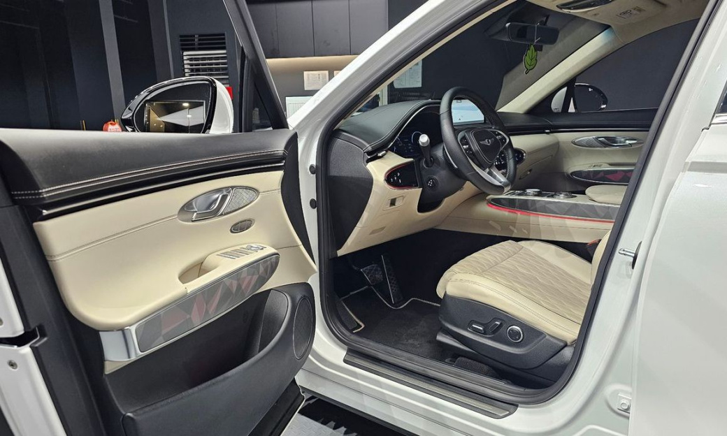 Genesis GV70 2.5T Gasoline 2WD, 2023