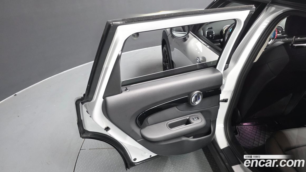 Mini Clubman Classic, 2024