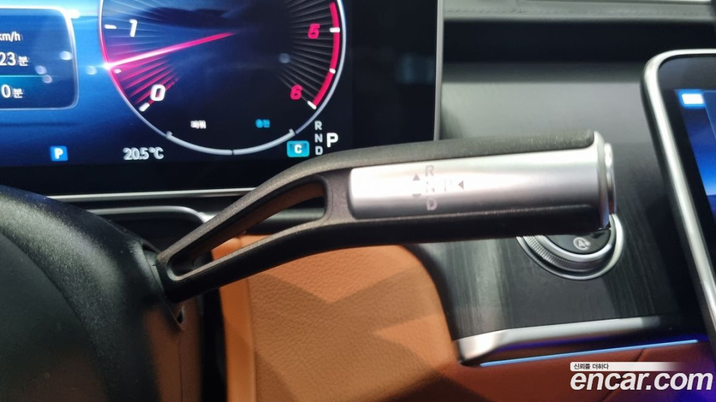 Mercedes-Benz S-Class S350 d 4MATIC, 2025