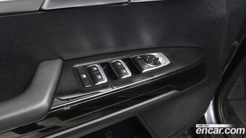 Kia Mohave Diesel 3.0 4WD 5-Seater, 2022