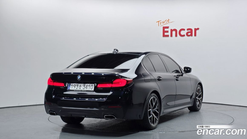 BMW 5-Series 530i M Sport Package, 2023