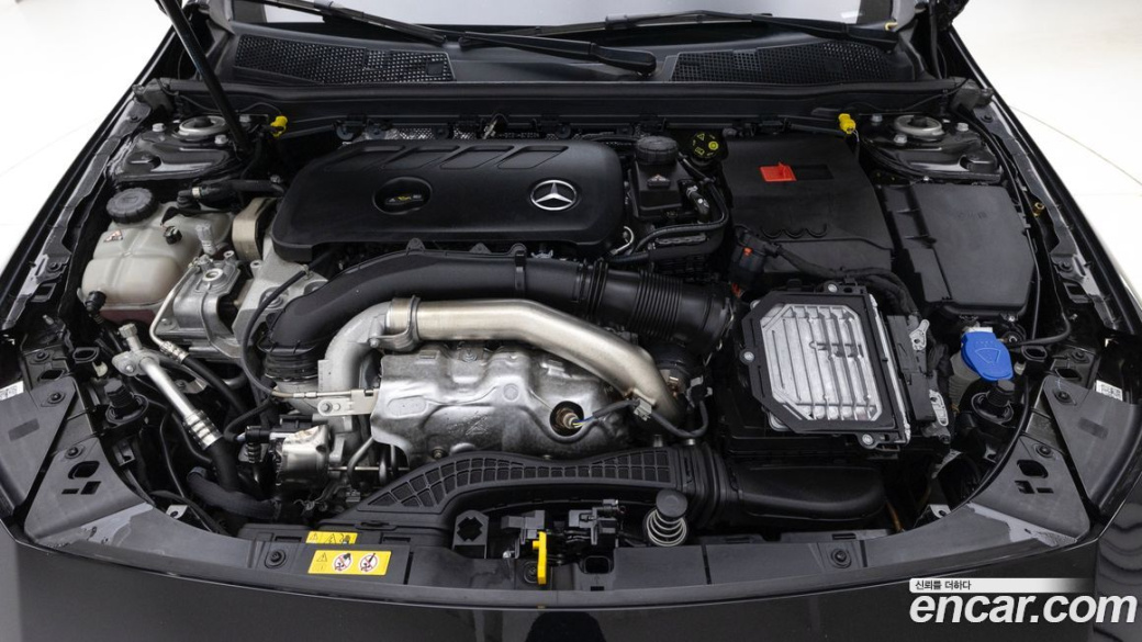 Mercedes-Benz CLA-Class CLA250 4MATIC, 2025