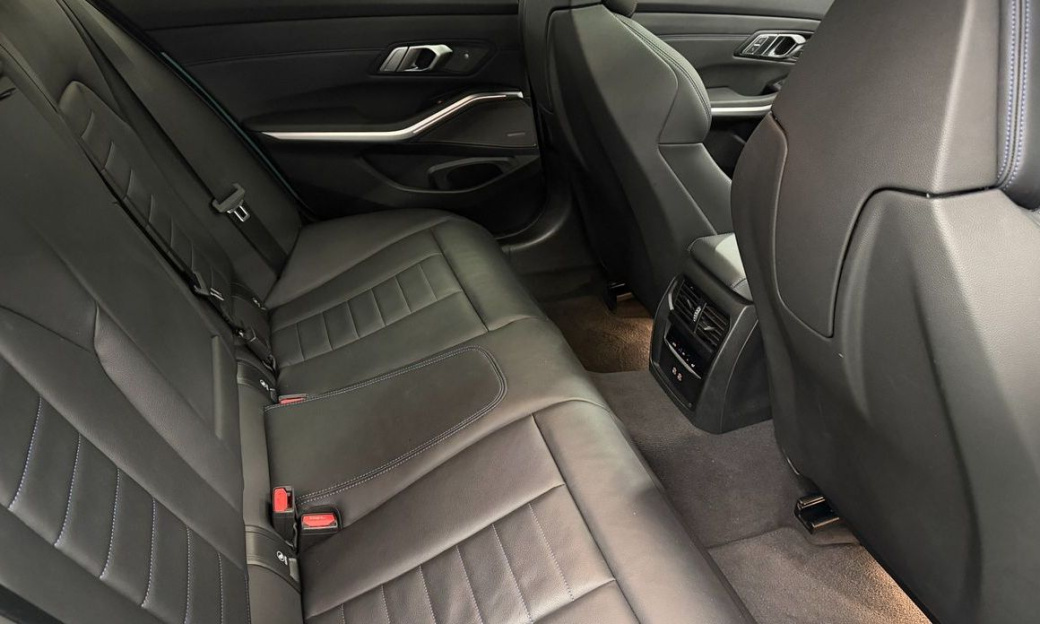 BMW 3-Series M340i, 2024
