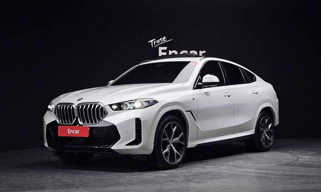BMW X6 xDrive30d M Sport, 2024