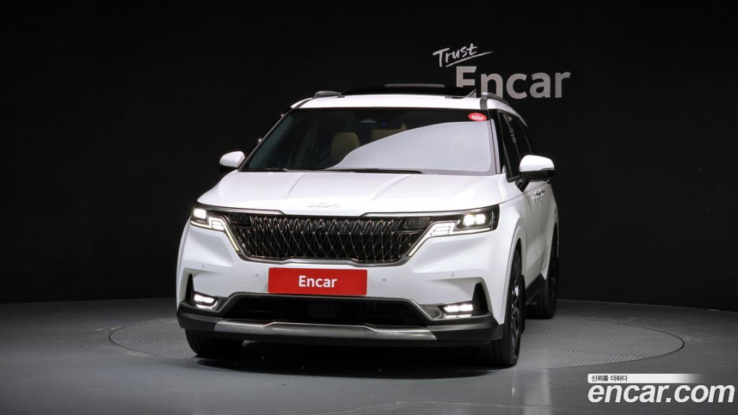 Kia Carnival 7-Seater Signature, 2022