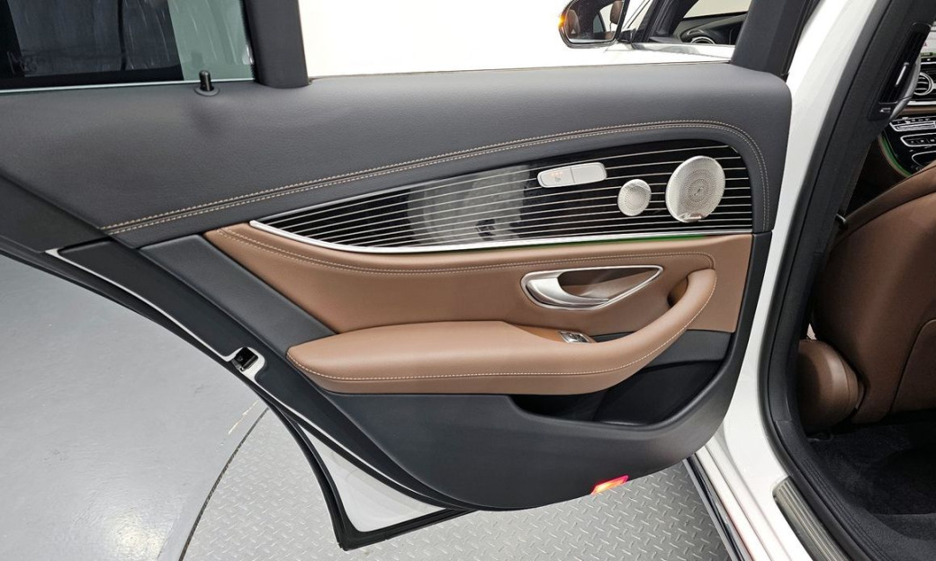 Mercedes-Benz E-Class E450 4MATIC Exclusive, 2022