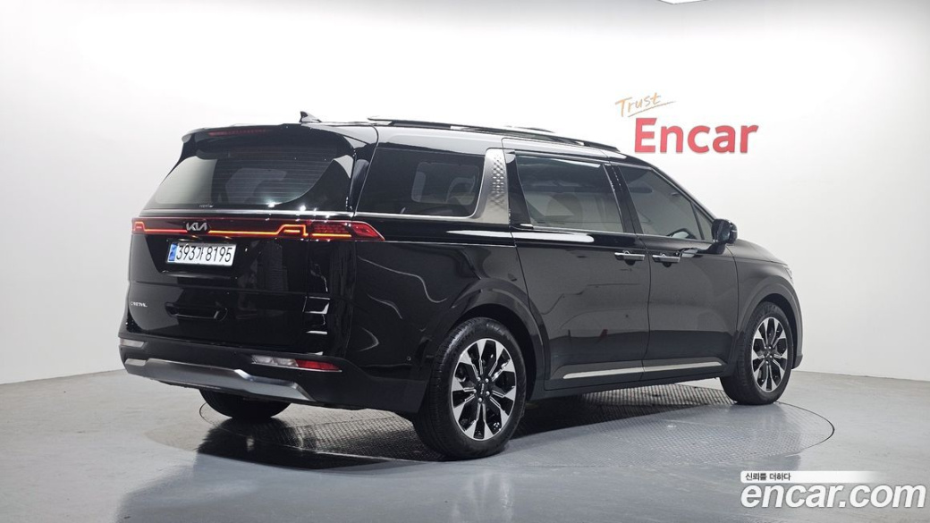 Kia Carnival 9-Seater Signature, 2023