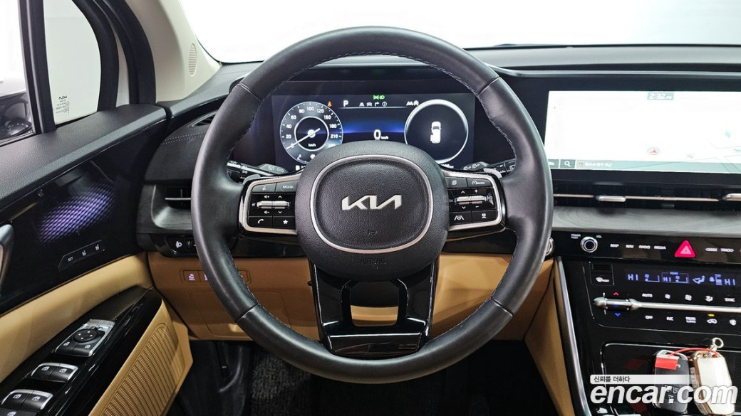 Kia Carnival 9-Seater Signature, 2023