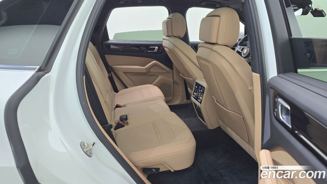 Porsche Cayenne 3.0, 2022