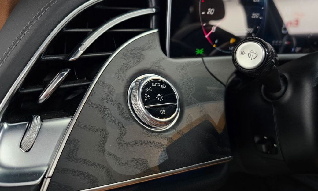 Mercedes-Benz E-Class E200 Avantgarde, 2024