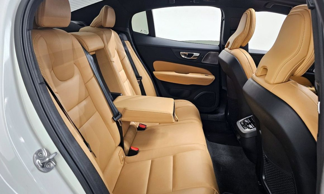 Volvo S60 B5 Ultimate Bright, 2024