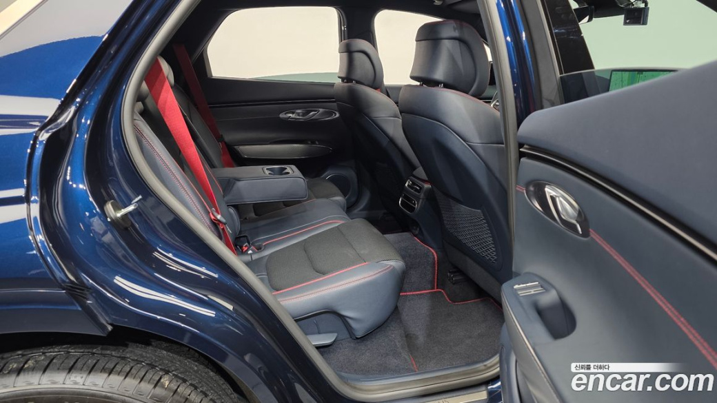 Genesis GV70 2.5T Gasoline 2WD, 2021