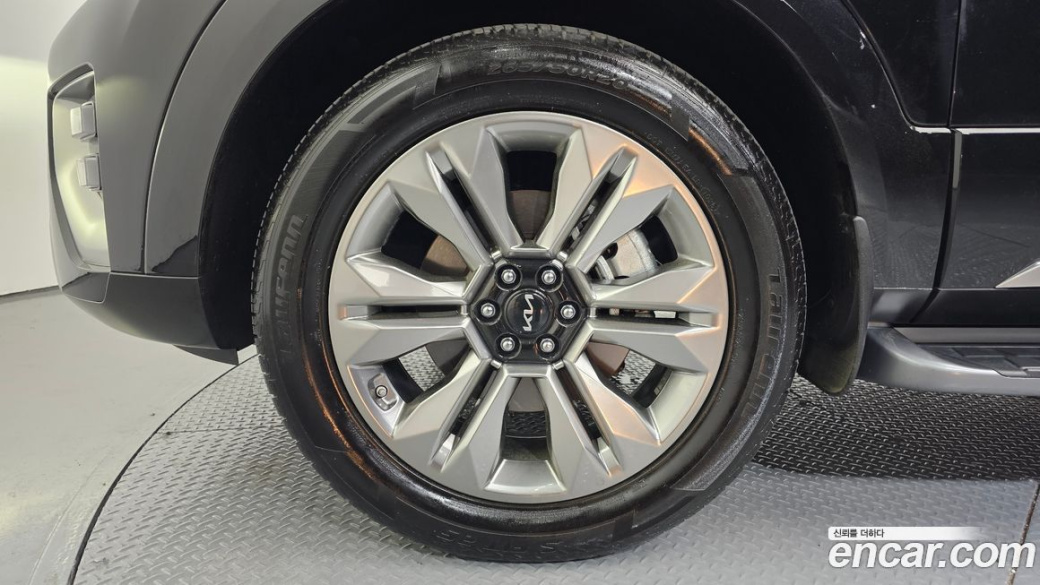 Kia Mohave Diesel 3.0 4WD 6-Seater, 2023