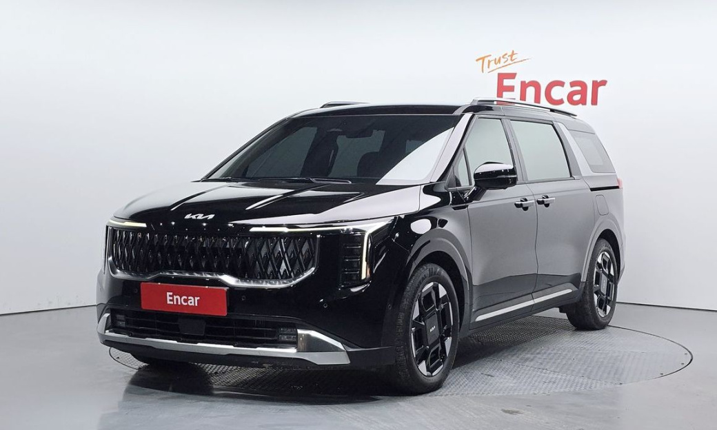Kia Carnival 9-Seater Signature, 2025