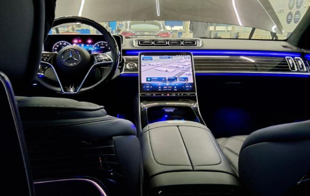 Mercedes-Benz S-Class Maybach S580 4MATIC, 2023