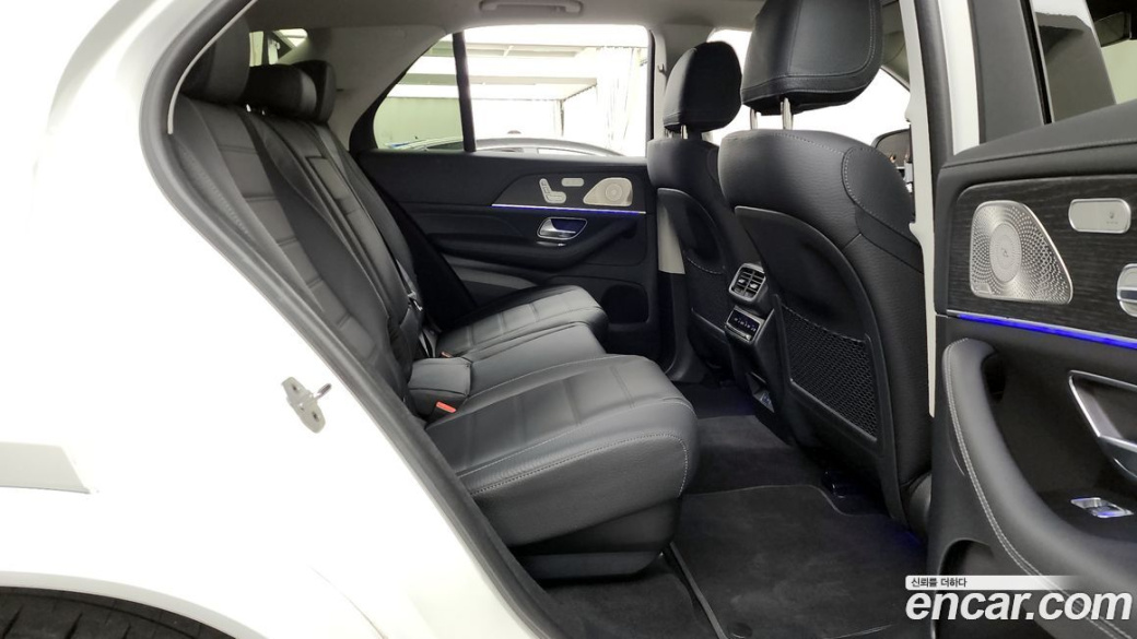 Mercedes-Benz GLE-Class GLE450 4MATIC, 2025