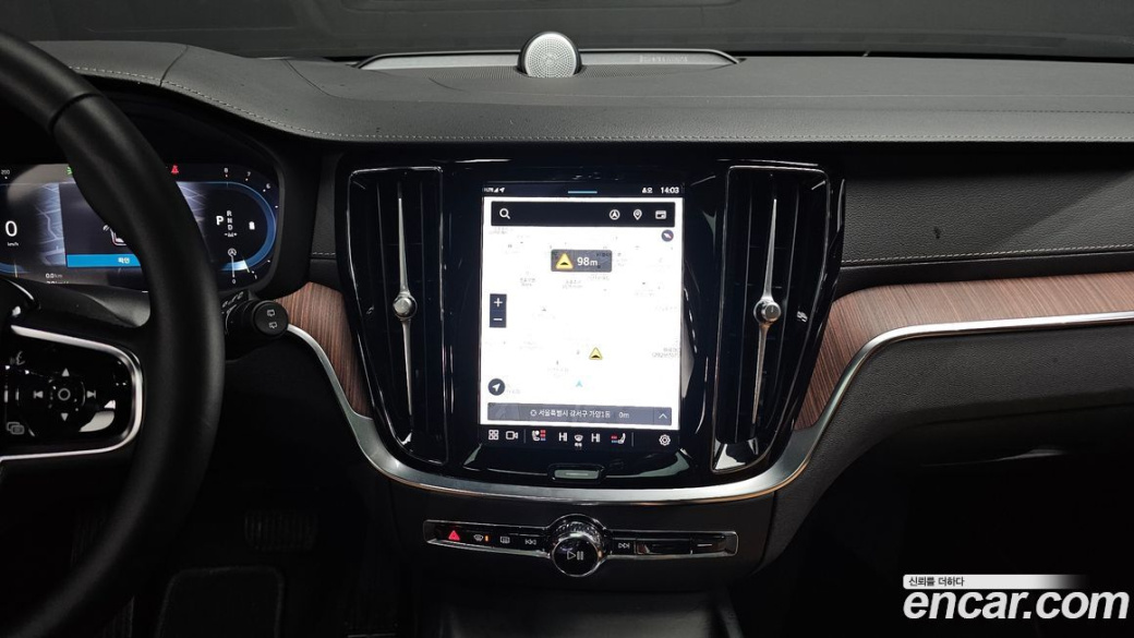 Volvo V60 B5 Ultimate AWD, 2024