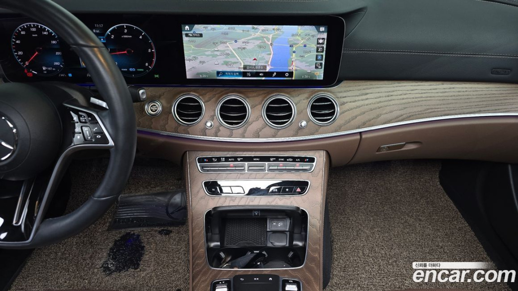 Mercedes-Benz E-Class E220d 4MATIC Exclusive, 2023