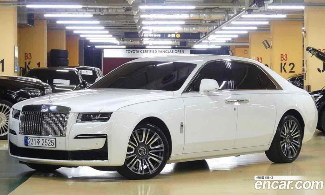 Rolls-Royce Ghost 6.7 V12, 2023