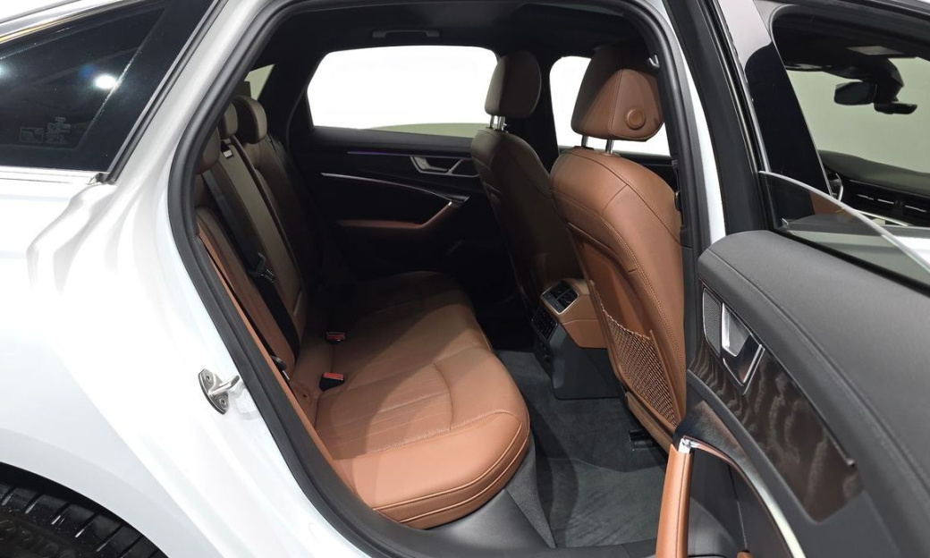 Audi A6 45 TFSI Quattro Premium, 2023