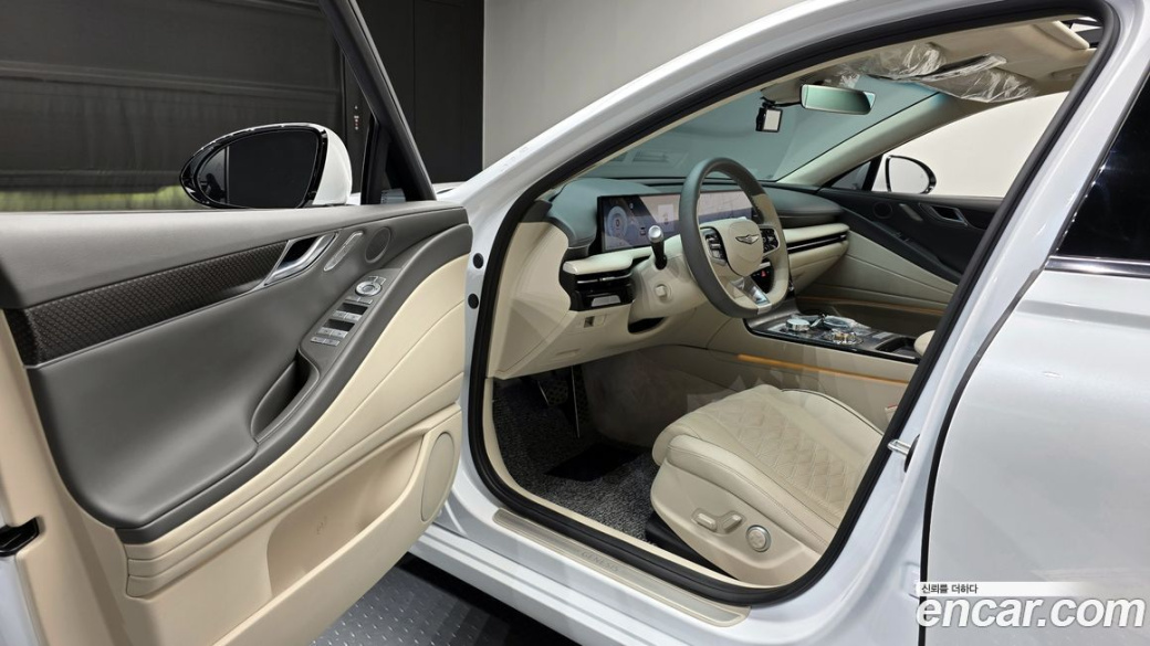 Genesis G80 Gasoline 2.5 Turbo 2WD, 2025