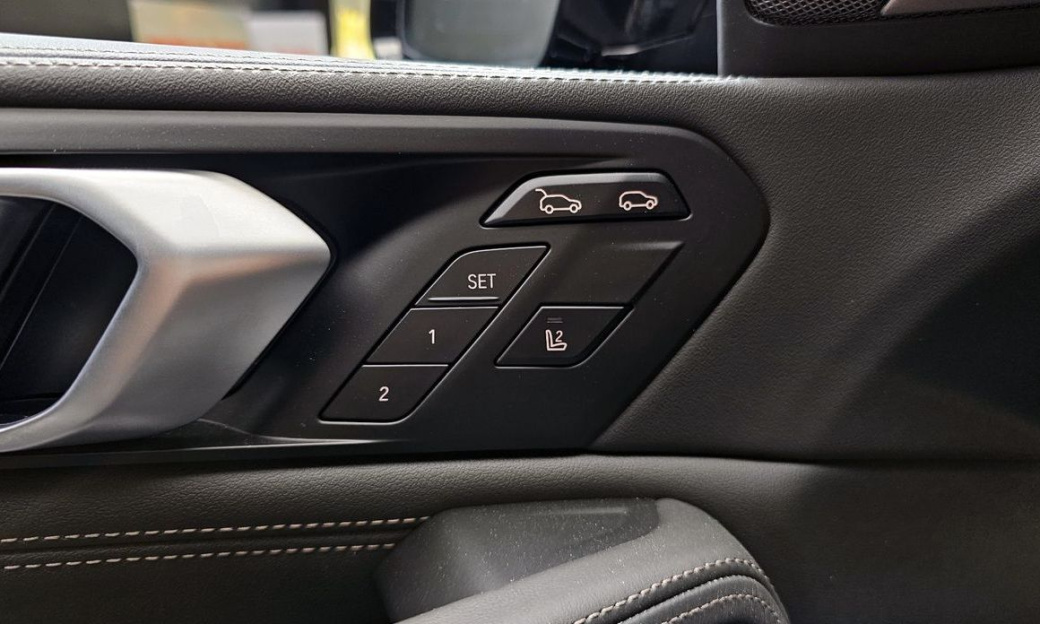 BMW X6 xDrive40i M Sport, 2024
