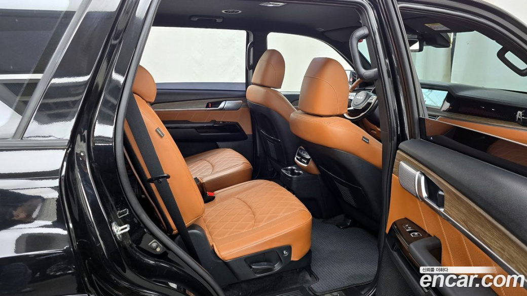 Kia Mohave Diesel 3.0 4WD 6-Seater, 2023